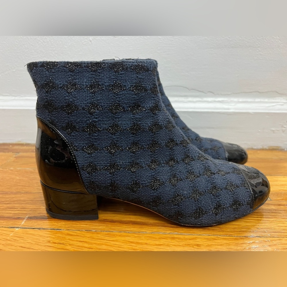 Chanel black and blue bootie